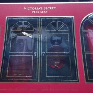 NIB Victoria's Secret Parfum VERY SEXY Gift Set 2 Parfum 1 Lotion 1 Wash Perfume